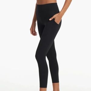 Vuori Women's Stride Performance Pocket Legging VW429 Black Size L Athletic EUC